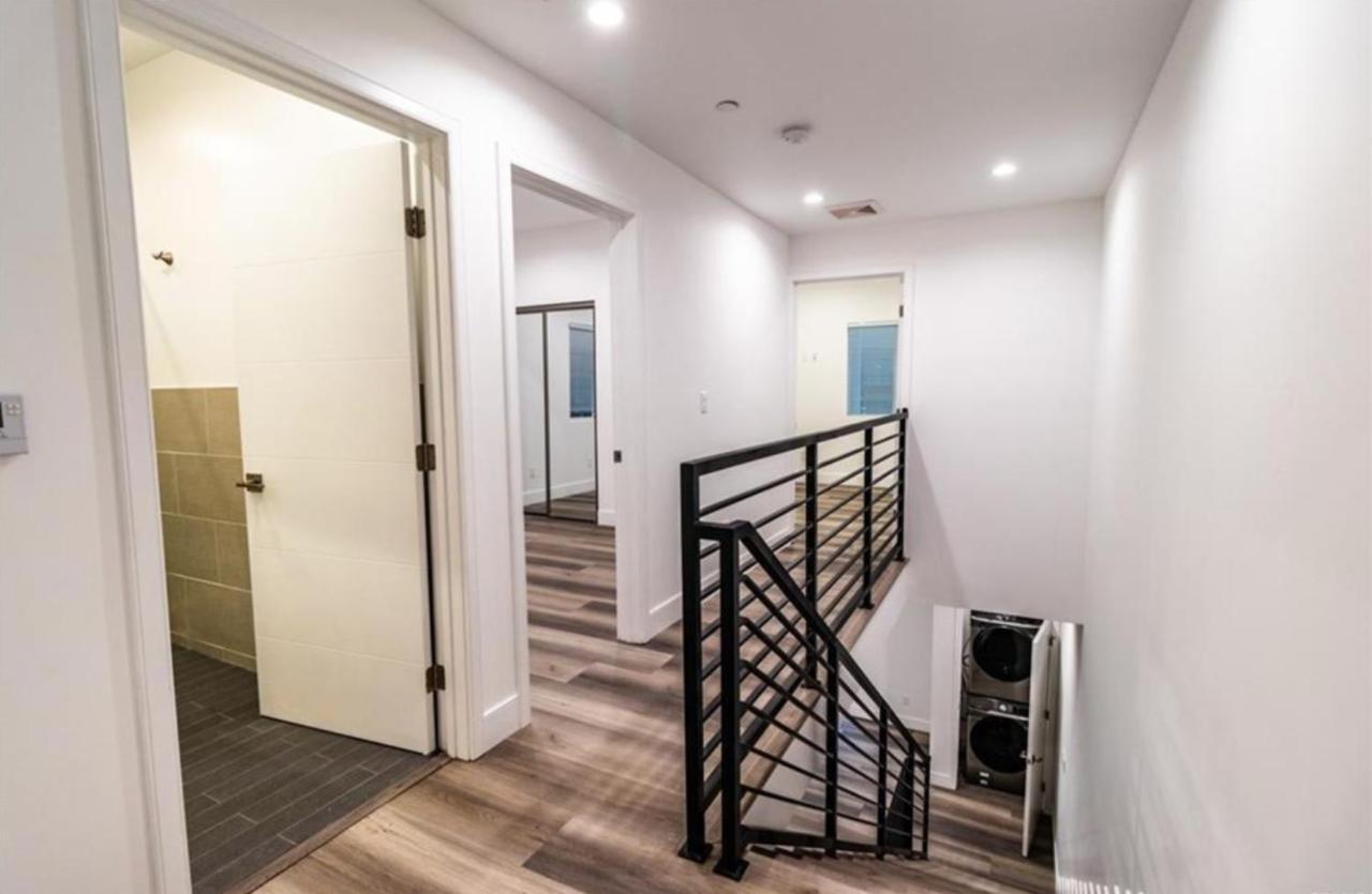 Budget Rumi Los Angeles Exterior photo